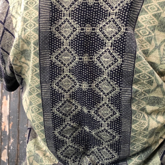 Lucky Brand Aztec Style Blue / Green Top - Picture 8 of 8